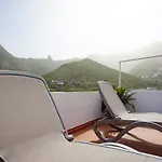 Comfortable House In Cruz 130 M² With Sea And Mountain View בית נופש