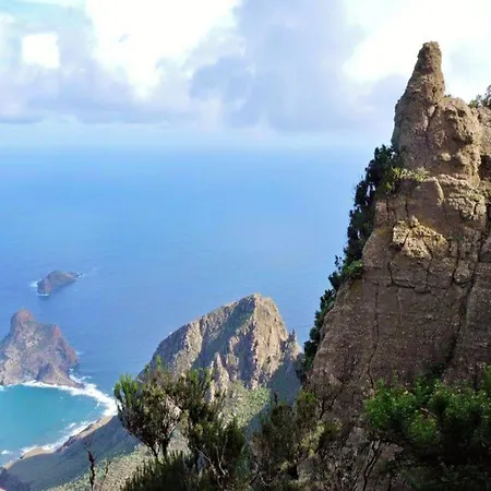 Comfortable House In Cruz 130 M² With Sea And Mountain View Ferienhaus