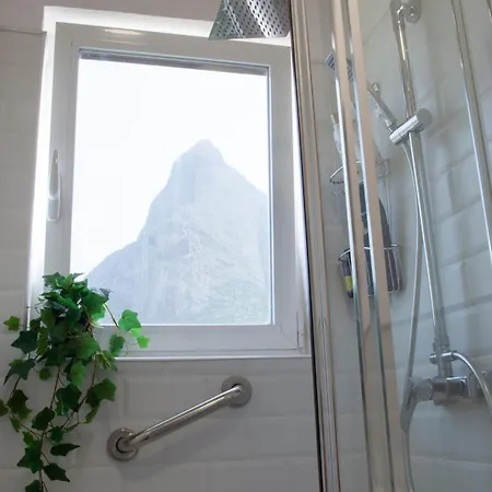 Comfortable House In Cruz 130 M² With Sea And Mountain View سانتا كروز دي تينيريف