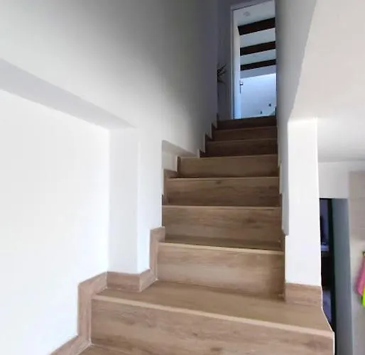 Comfortable House In Cruz 130 M² With Sea And Mountain View