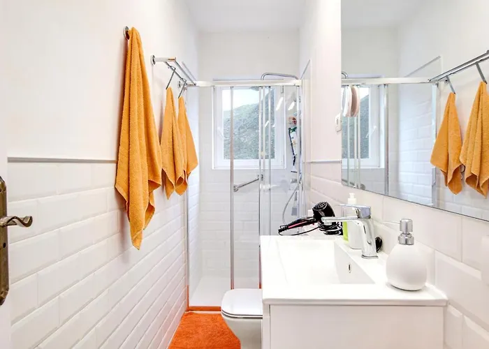 Comfortable House In Cruz 130 M² With Sea And Mountain View *